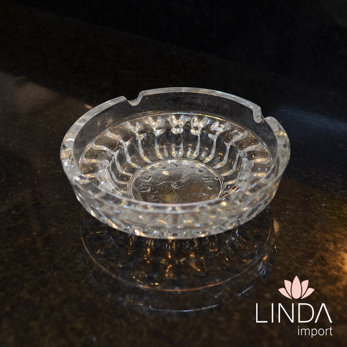 Cinzeiro de Vidro 10X03 Lin0040