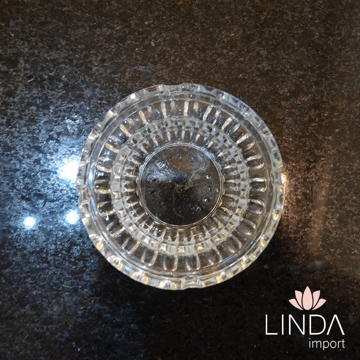 Cinzeiro de Vidro 10X03 Lin0040